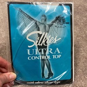 NWT silkies ultra control top with ultra sheer legs Queen taupe